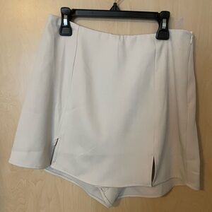 Elegant Cream Women's Skort